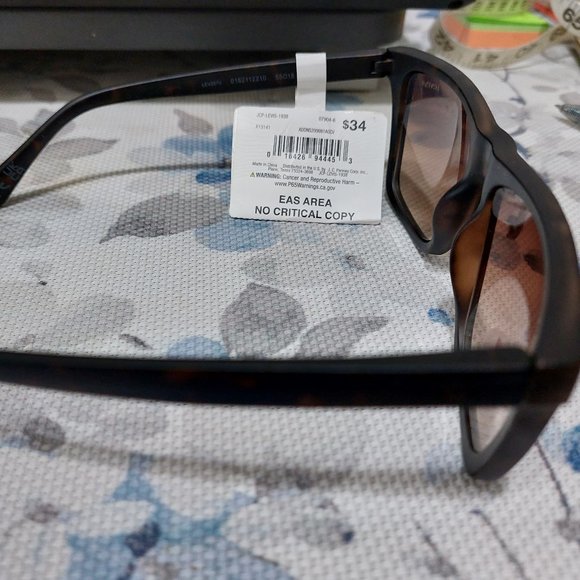 Levi’s Sunglasses Leopard Print Style - Picture 4 of 6